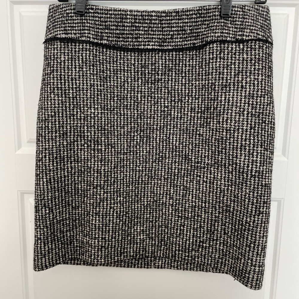 Ann Taylor wool tweed skirt size 6